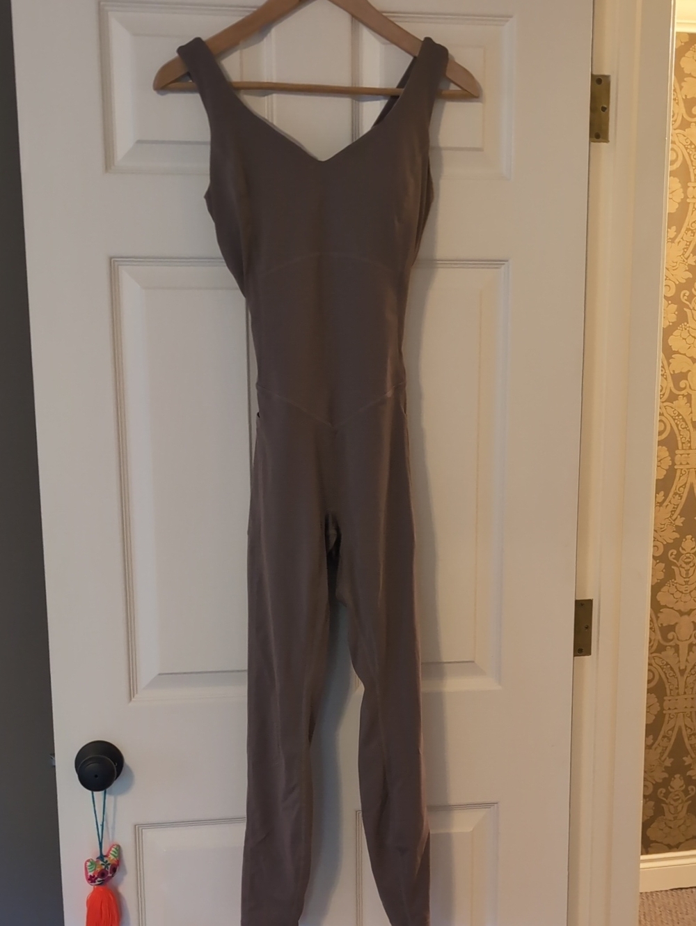 HALARA Sleeveless Jumpsuit in Taupe Small